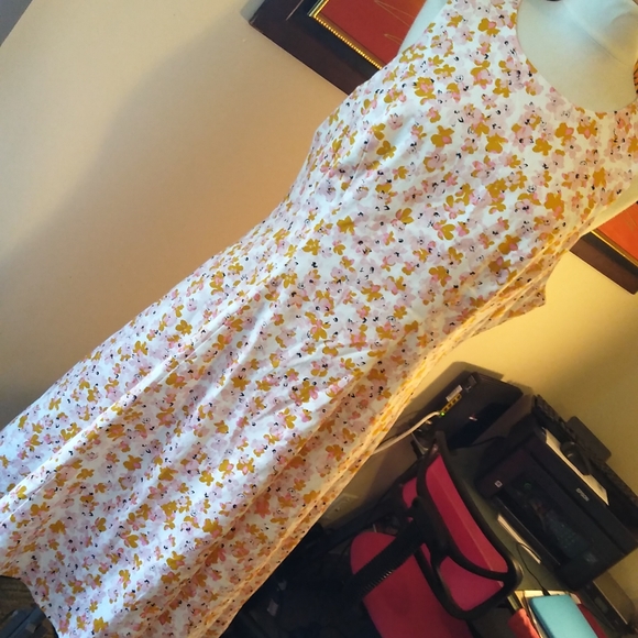 Liz Claiborne sunshine floral lined retro style dress